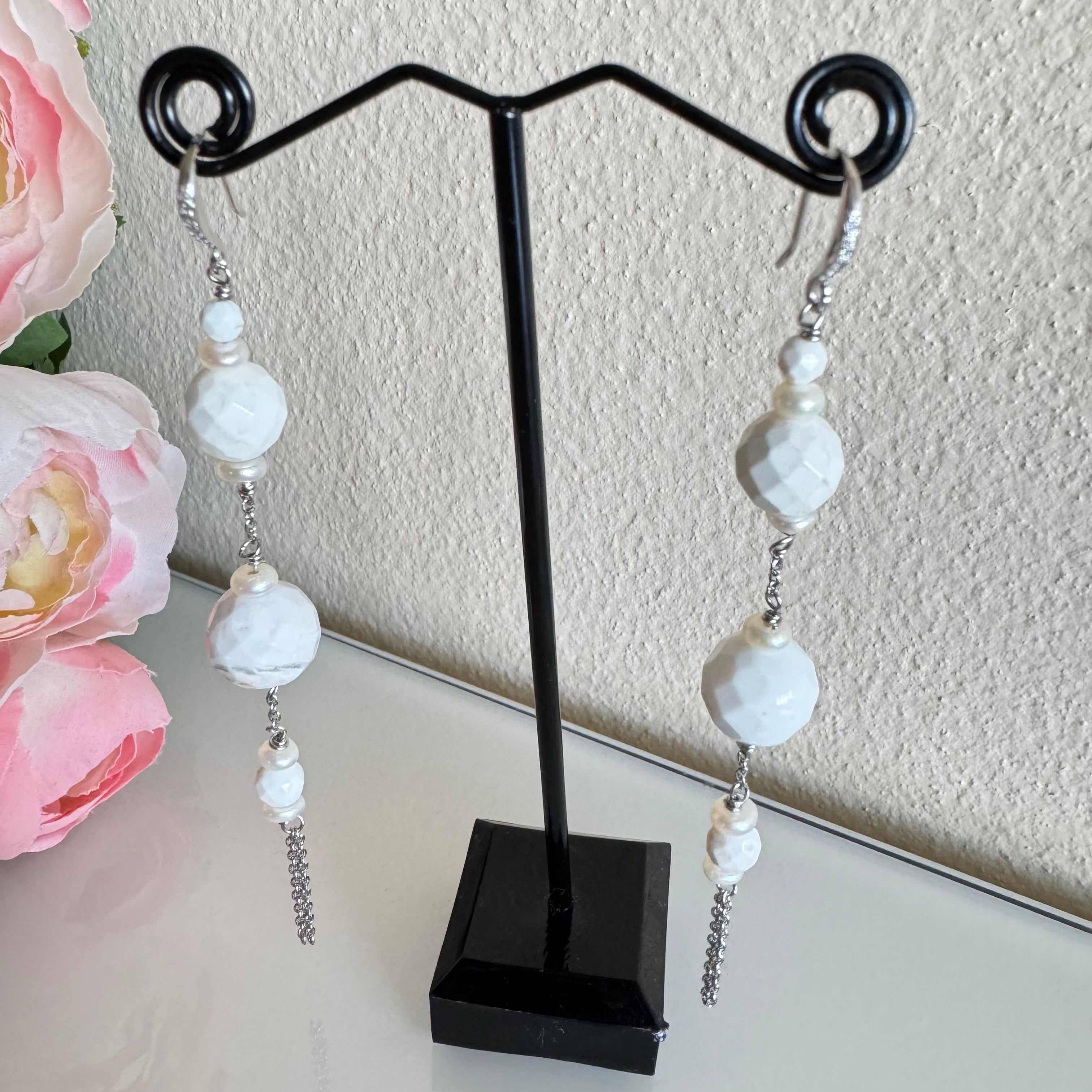 Howlite stone and freshwater pearl earring with sterling silver hooks and stainless chains