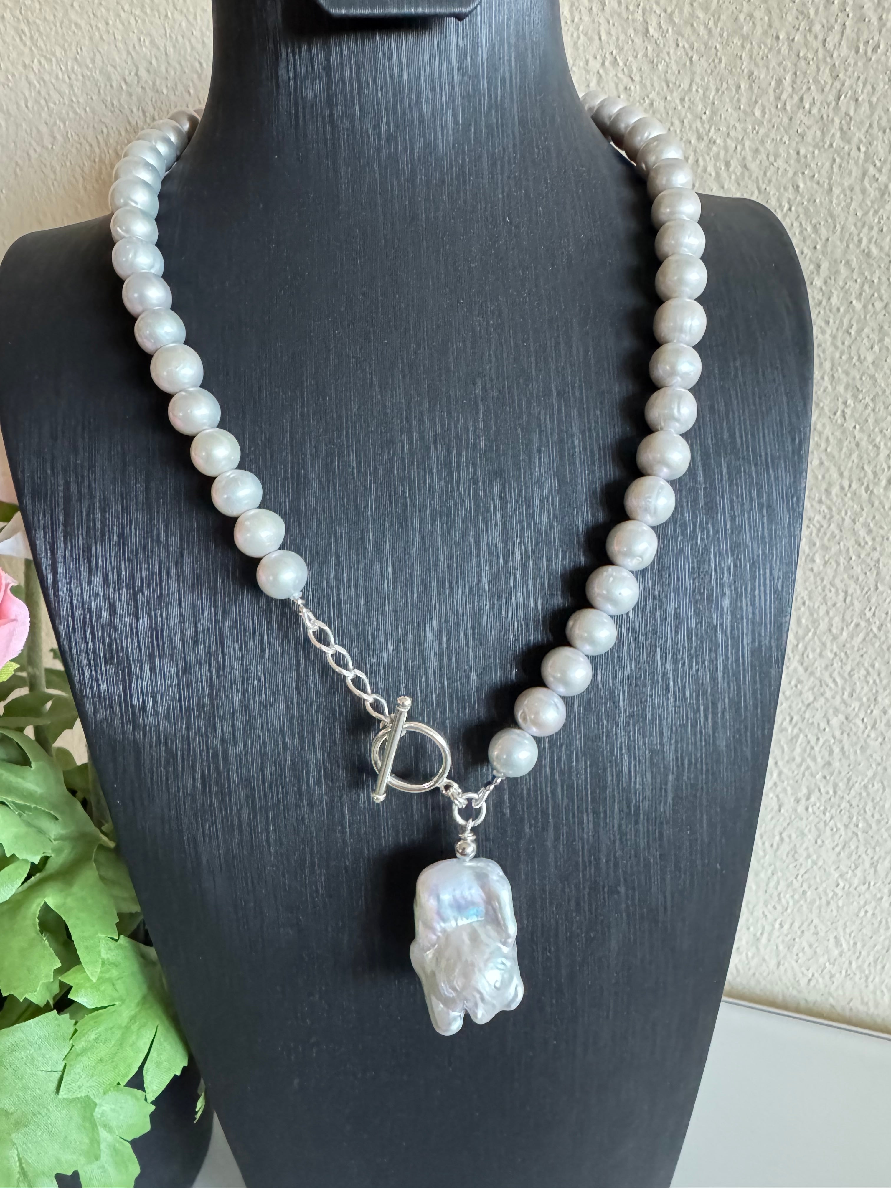 Sterling silver freshwater grey colour pearl necklace