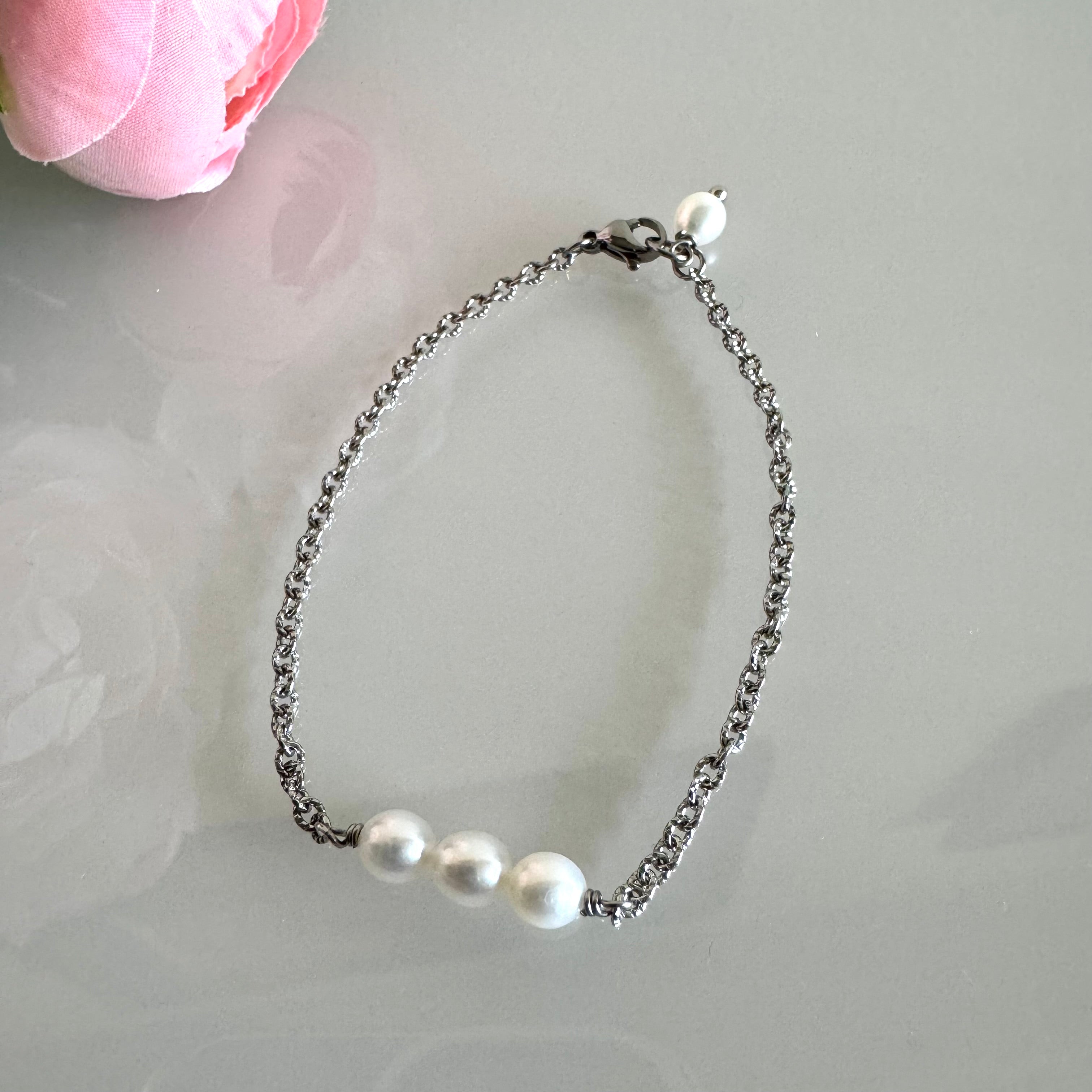 Freshwater pearl bracelet with stainless(Tarnish free & water proof)
