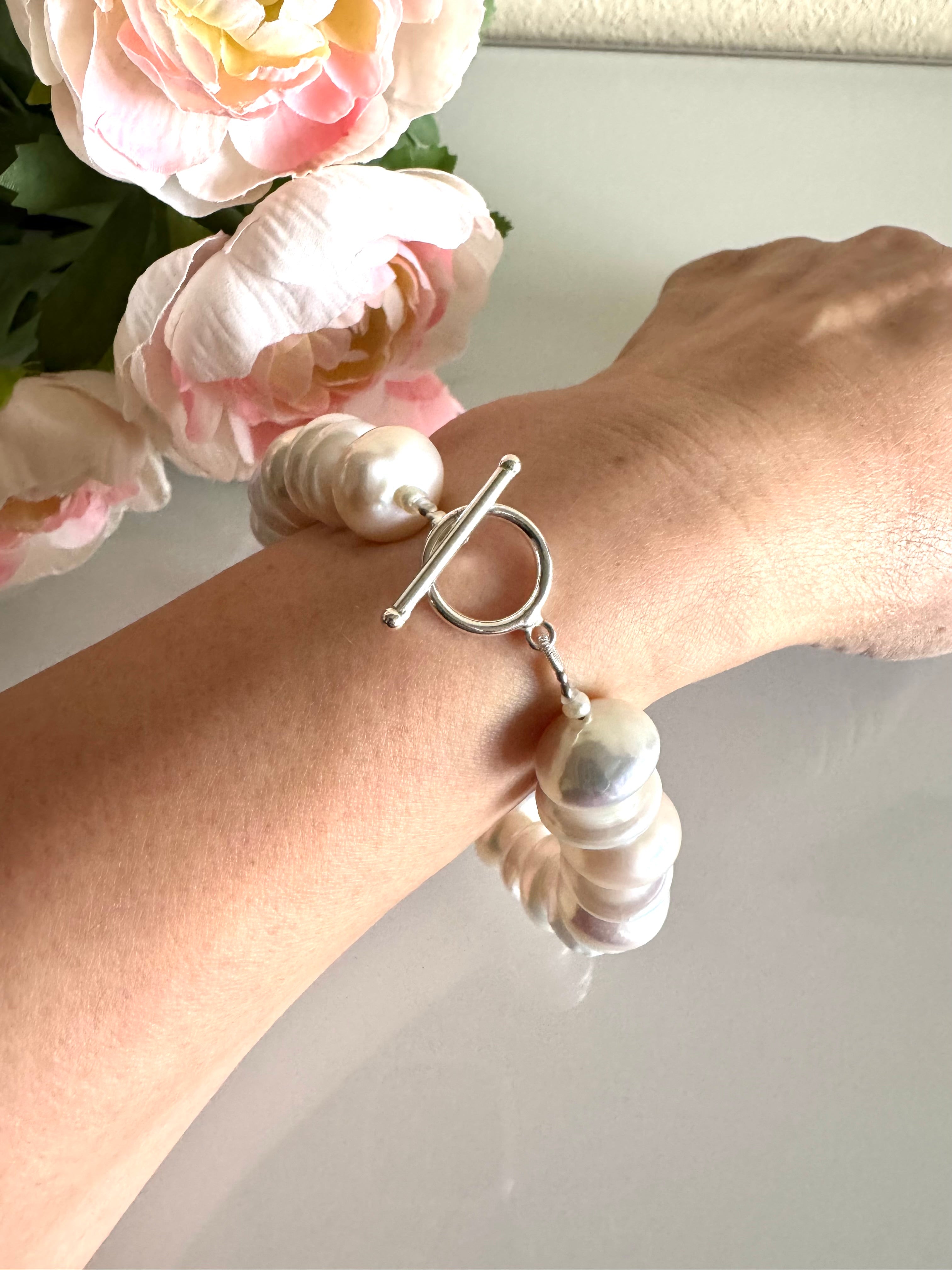 Sterling silver freshwater coin shape pearl bracelet