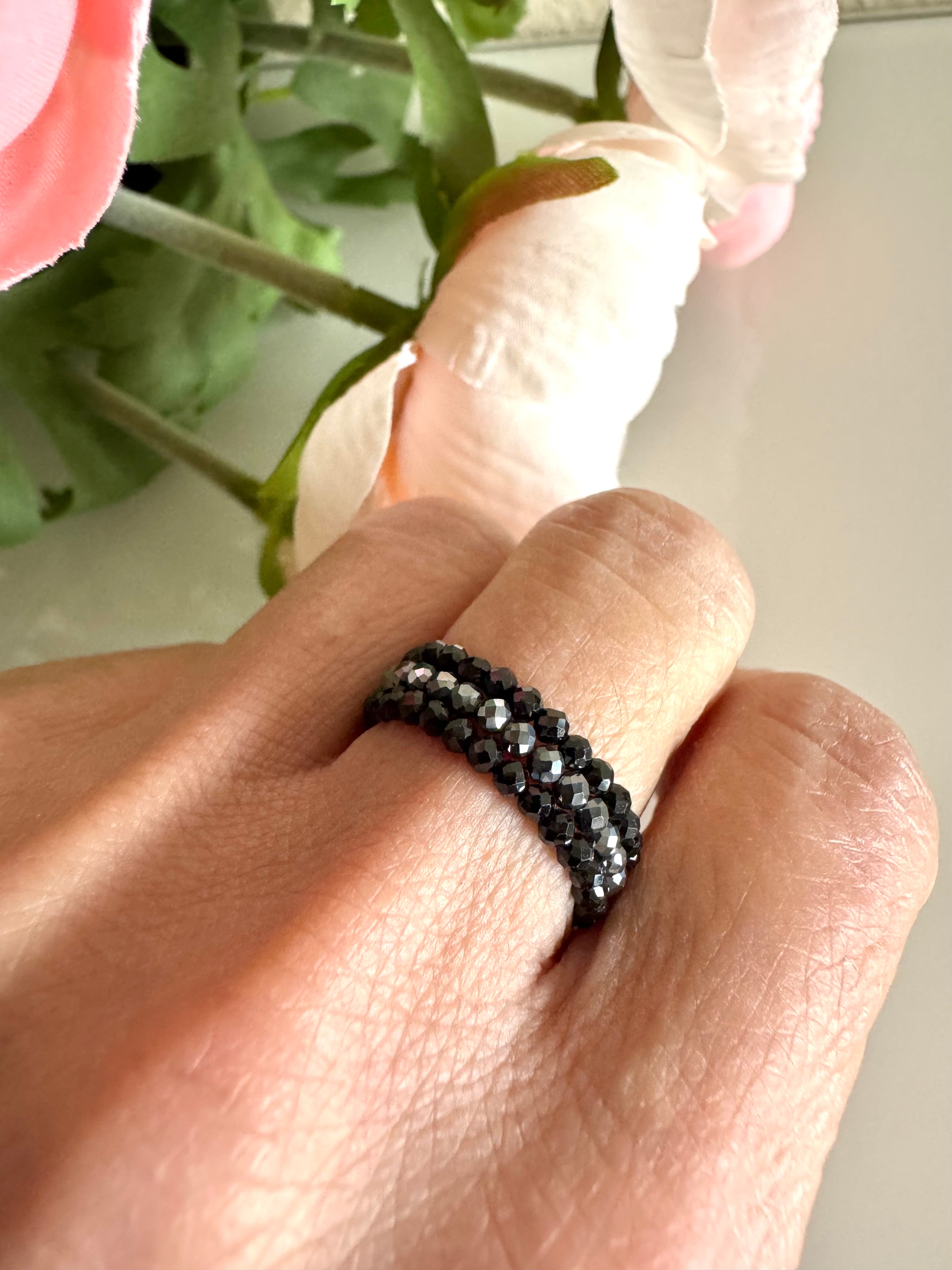 Black spinel and herahertz stone (faceted) free size memory wire ring