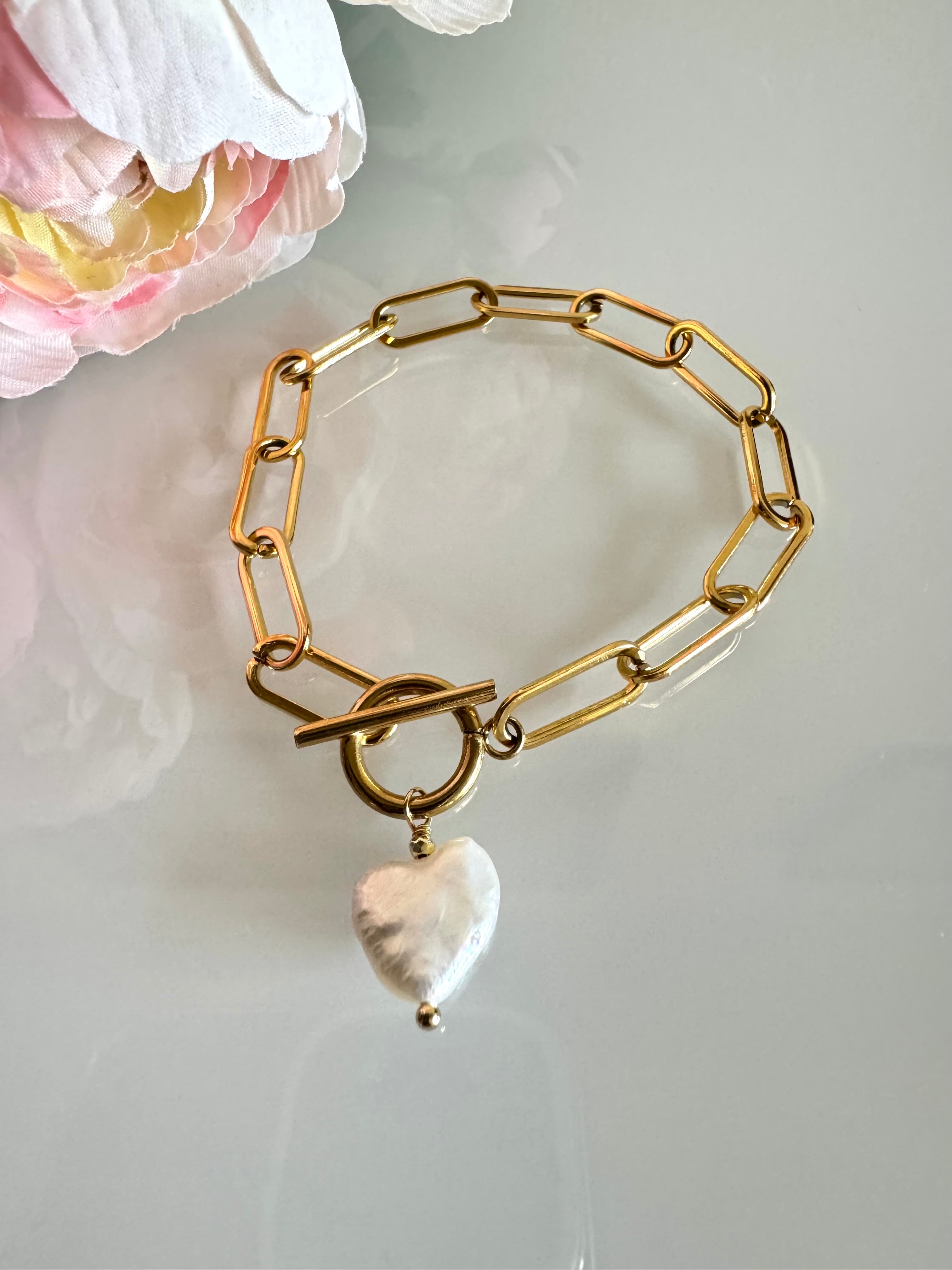 Heart Shaped Freshwater Pearl Bracelet With Stainless Gold Chains and Clasps