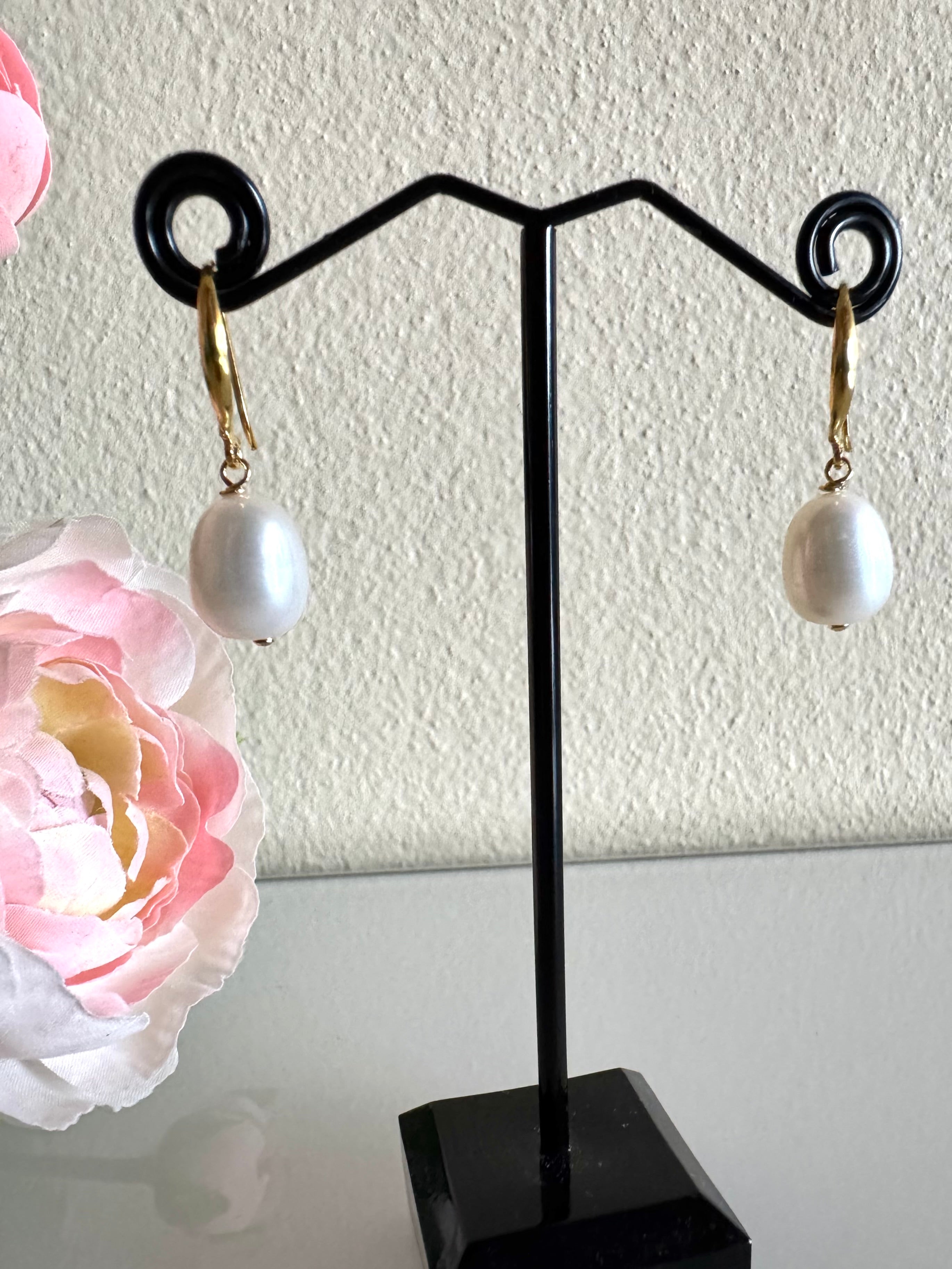 Freshwater pearl earrings with sterling silver gold plated settings