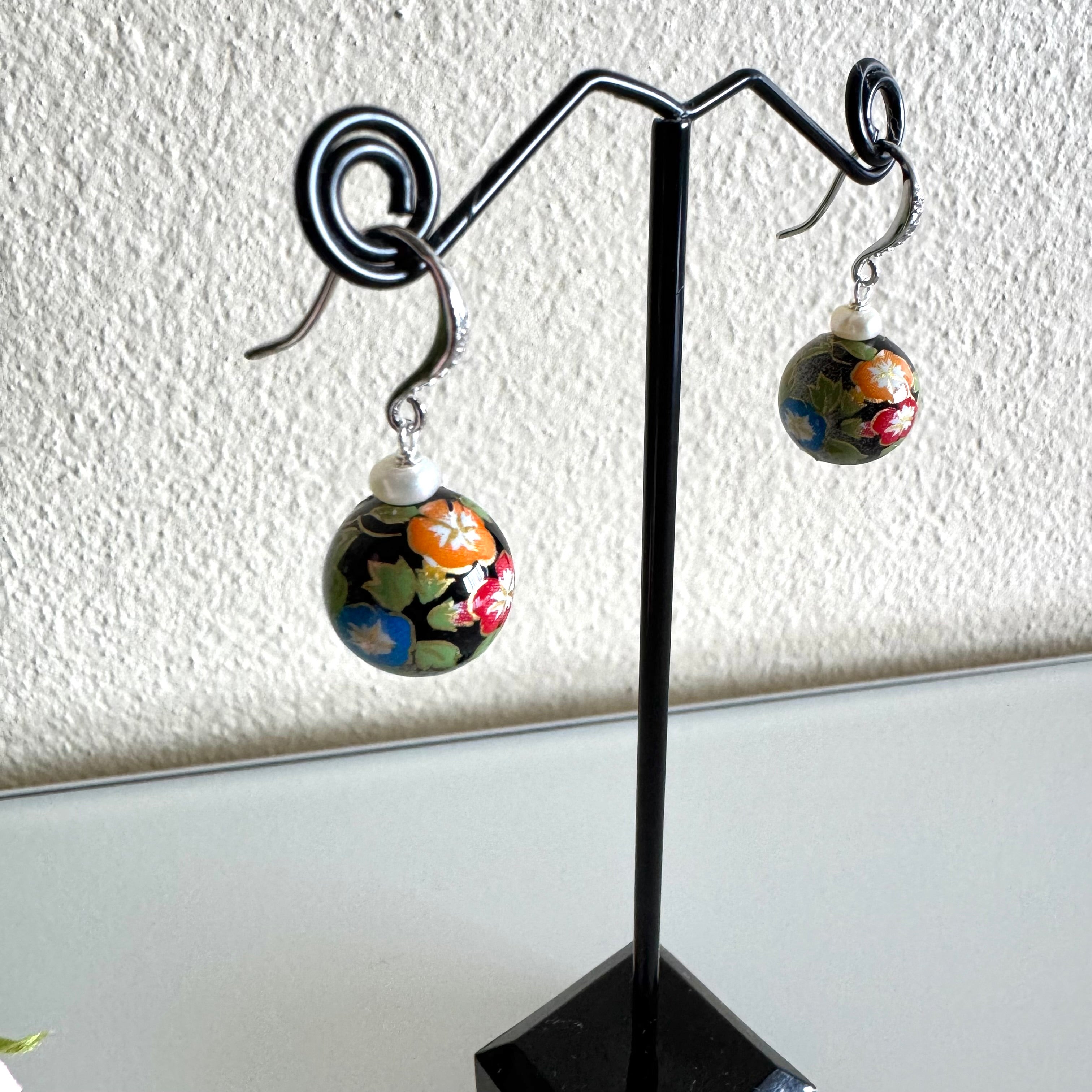 Sterling silver Japanese tensha beads and freshwater pearl earrings