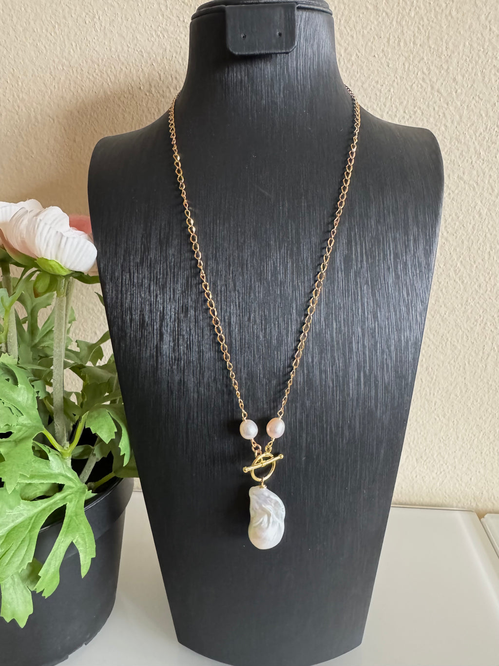 Freshwater baroque pearl necklace with stainless gold chain(Tarnish free & water proof)