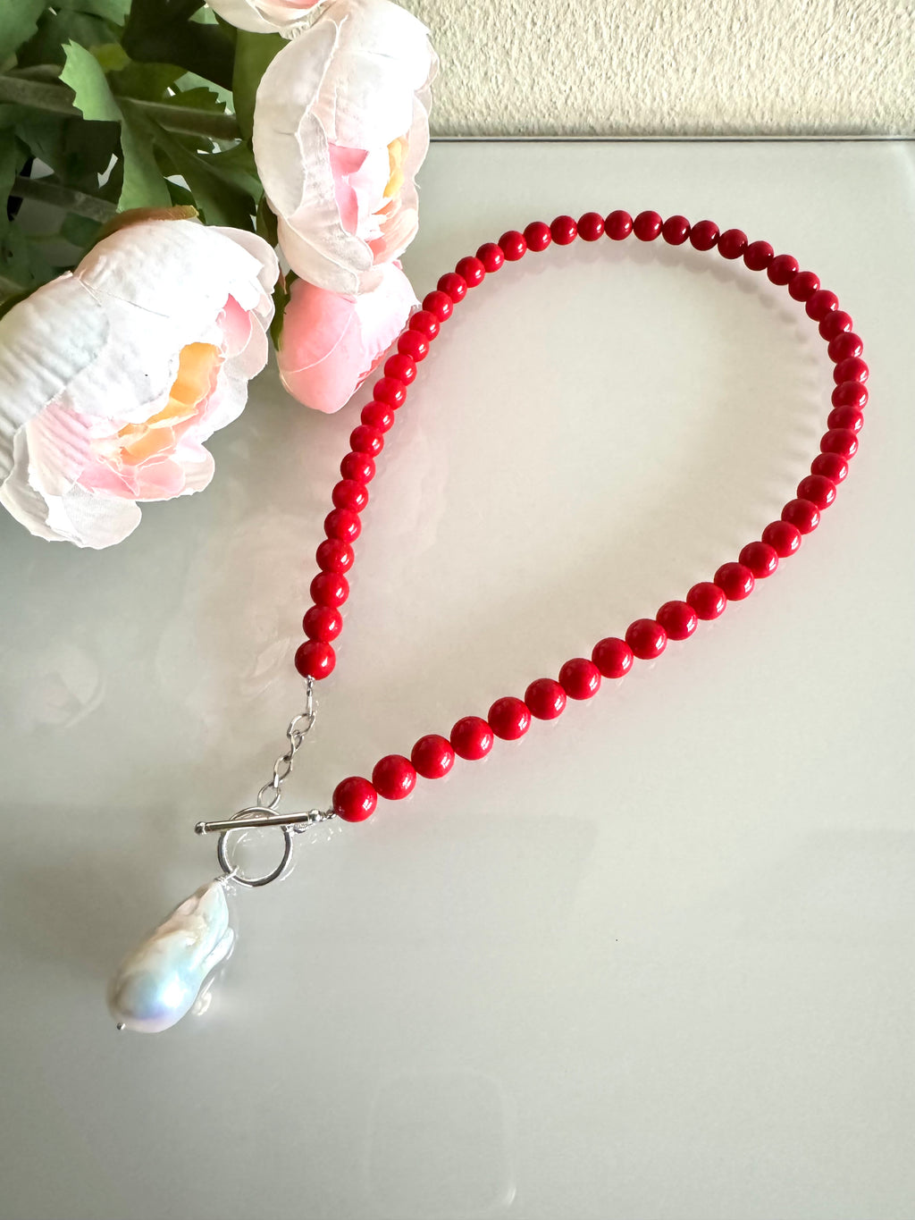 Sterling silver freshwater baroque pearl and red shell pearl necklace