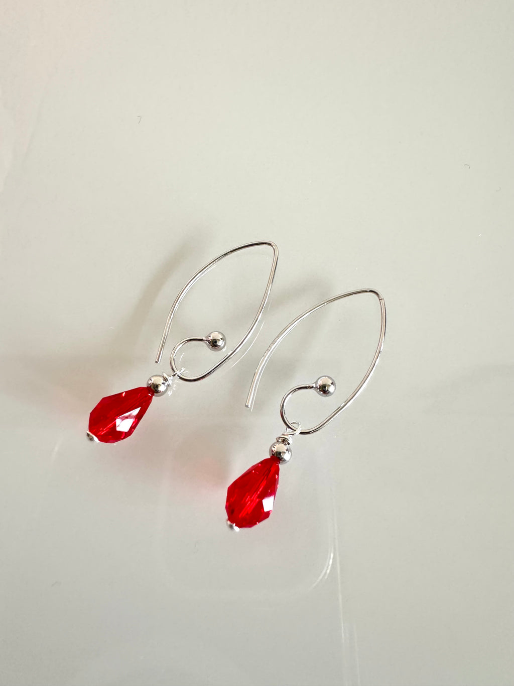 Sterling silver Swarovski elements crystal earring