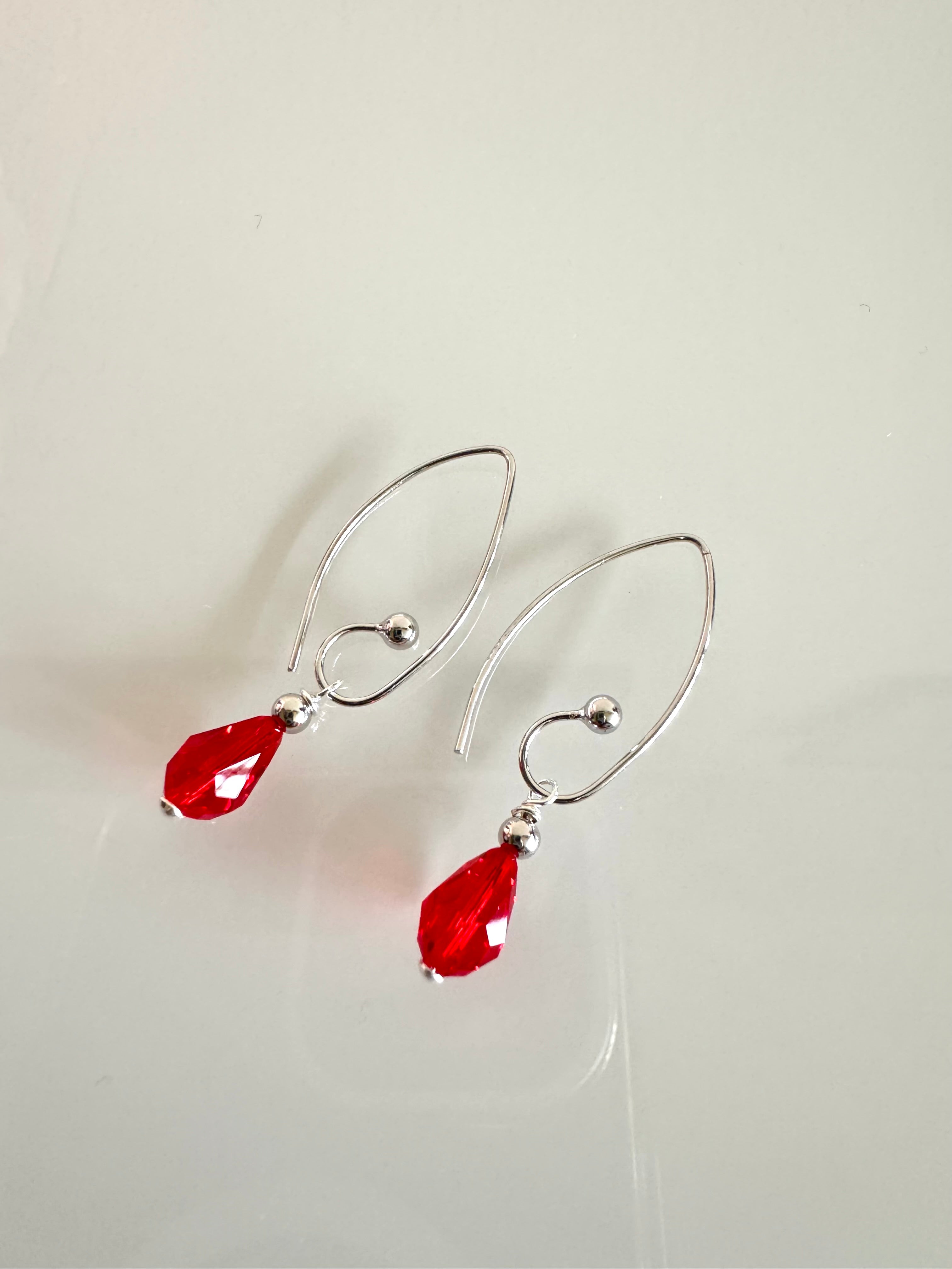 Sterling silver Swarovski elements crystal earring