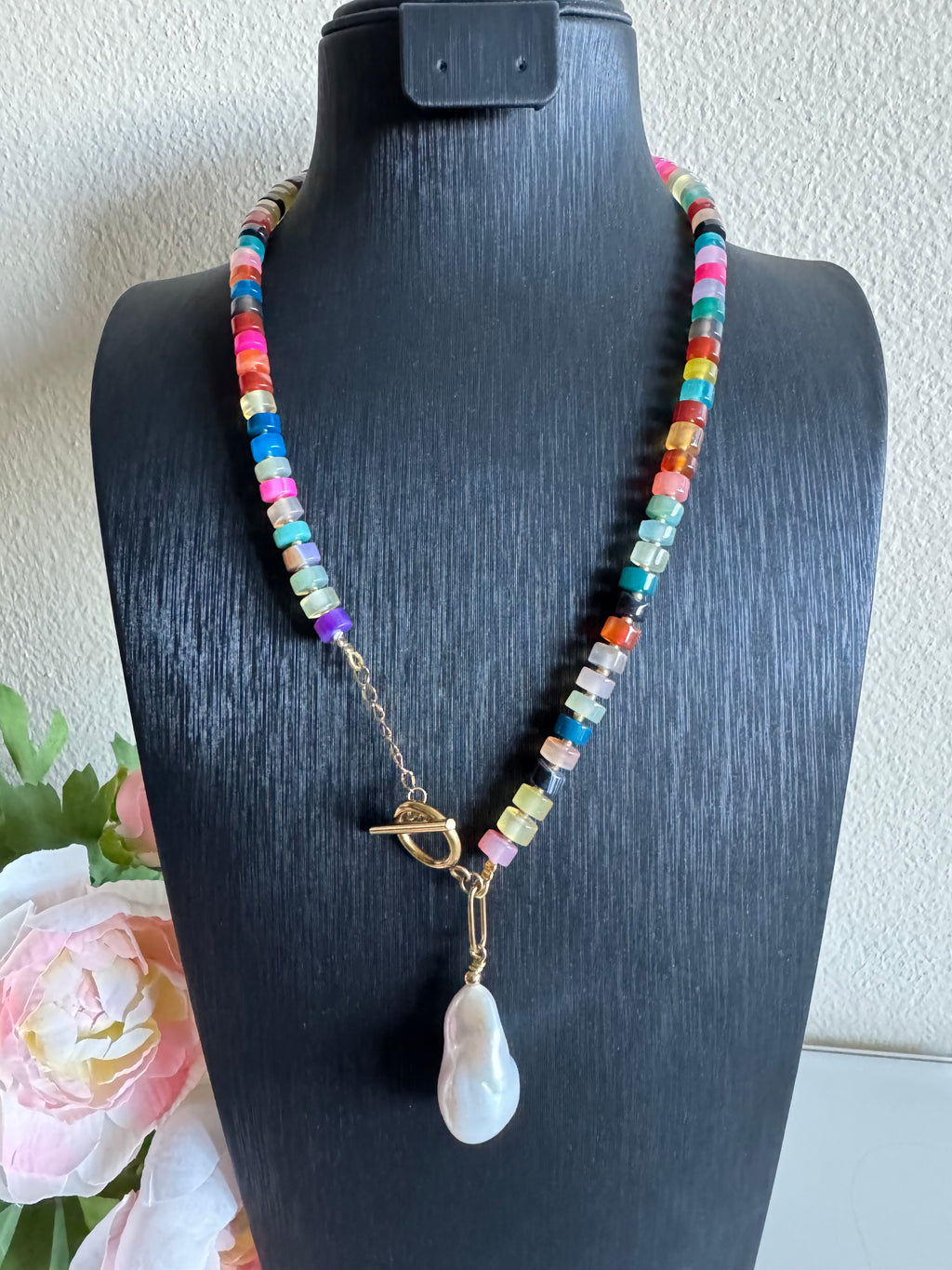 Multiple colours agate and natural freshwater baroque pearl necklace with stainless gold clasps(Tarnish free & waterproof)