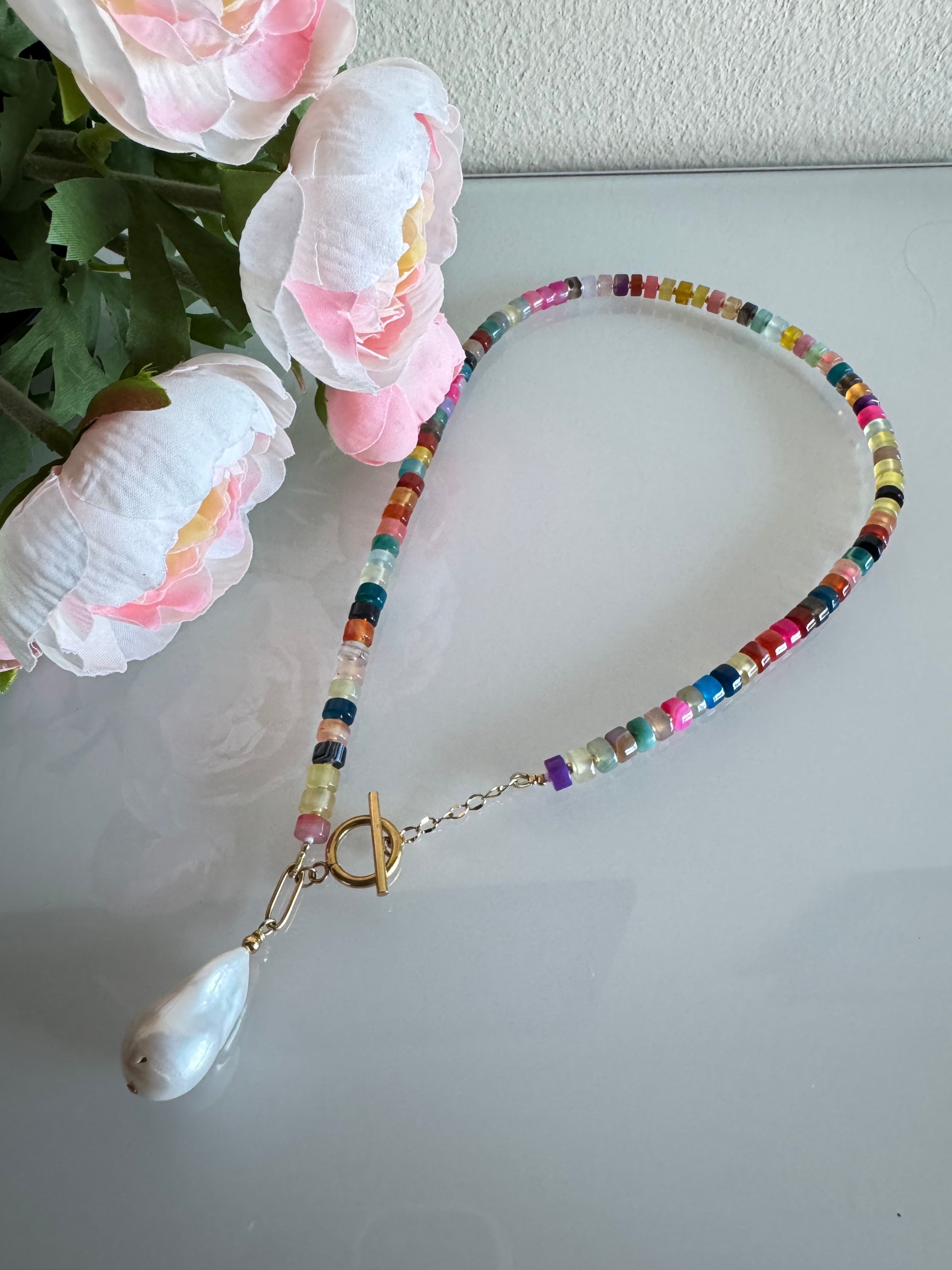 Multiple colours agate and natural freshwater baroque pearl necklace with stainless gold clasps(Tarnish free & waterproof)