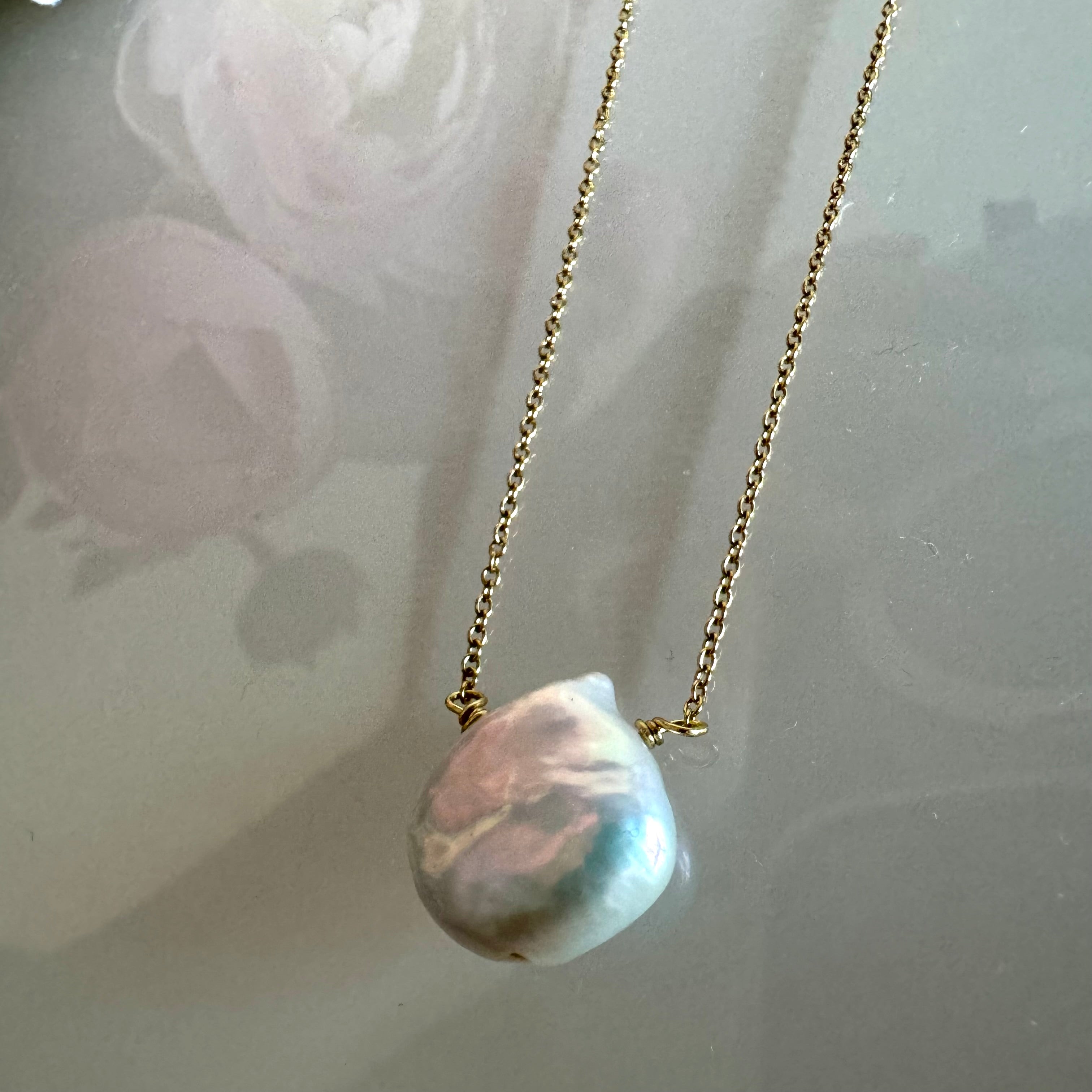 Freshwater pearl necklace with stainless gold chain(Tarnish free & waterproof)