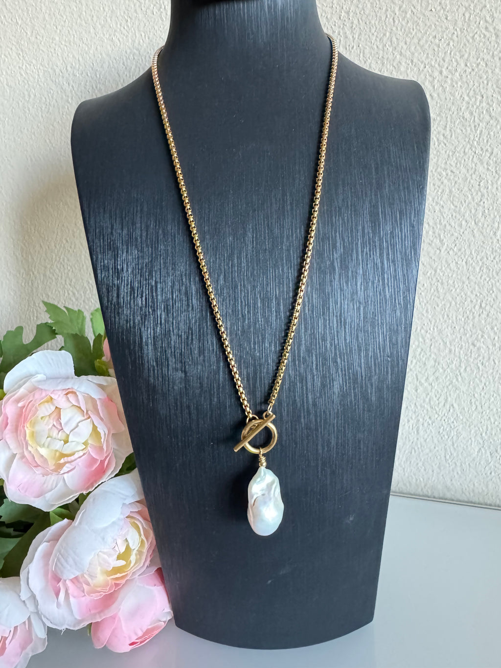 Natural freshwater baroque pearl necklace with stainless gold chain(Tarnish free & water proof)