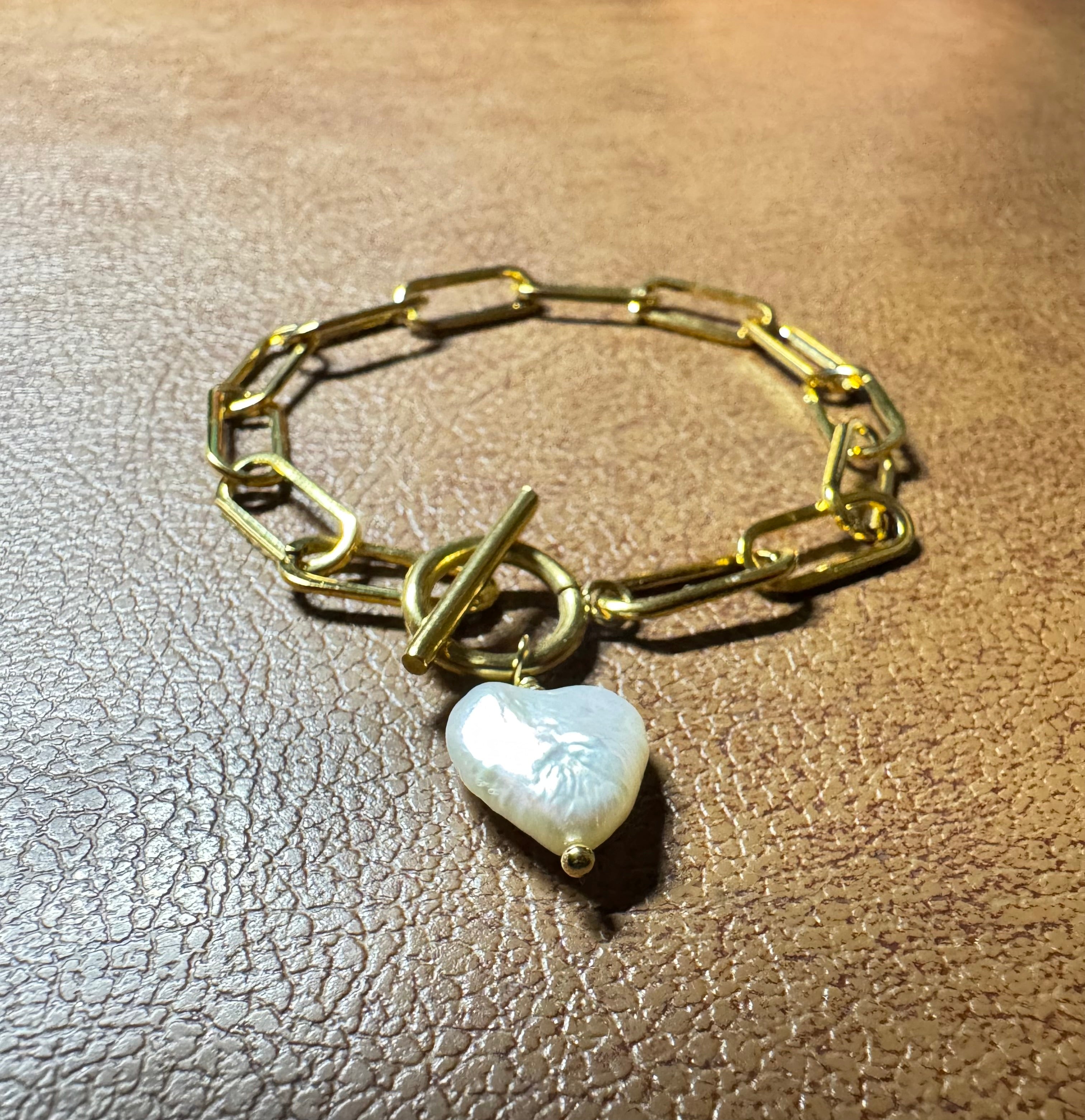 Heart Shaped Freshwater Pearl Bracelet With Stainless Gold Chains and Clasps