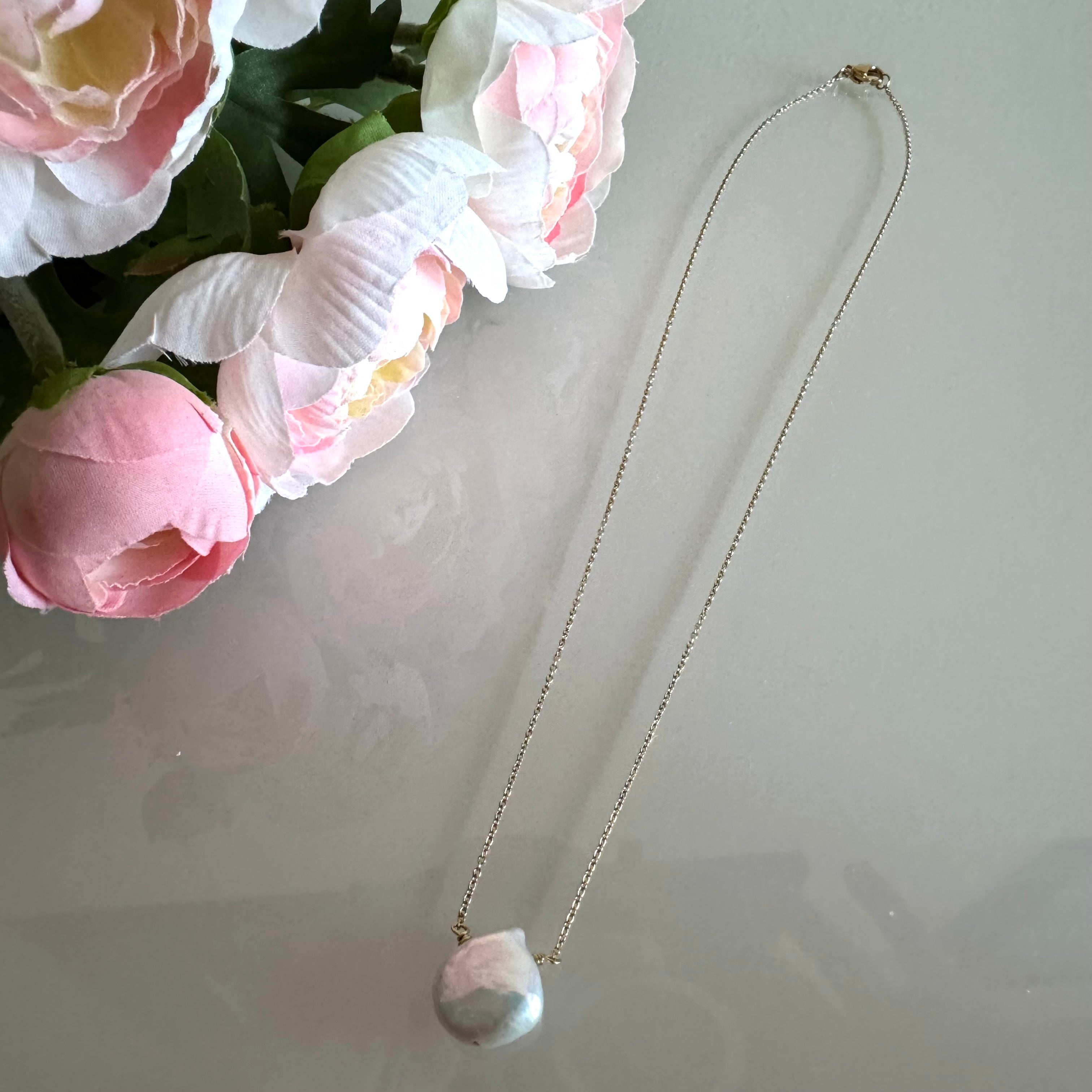 Freshwater pearl necklace with stainless gold chain(Tarnish free & waterproof)