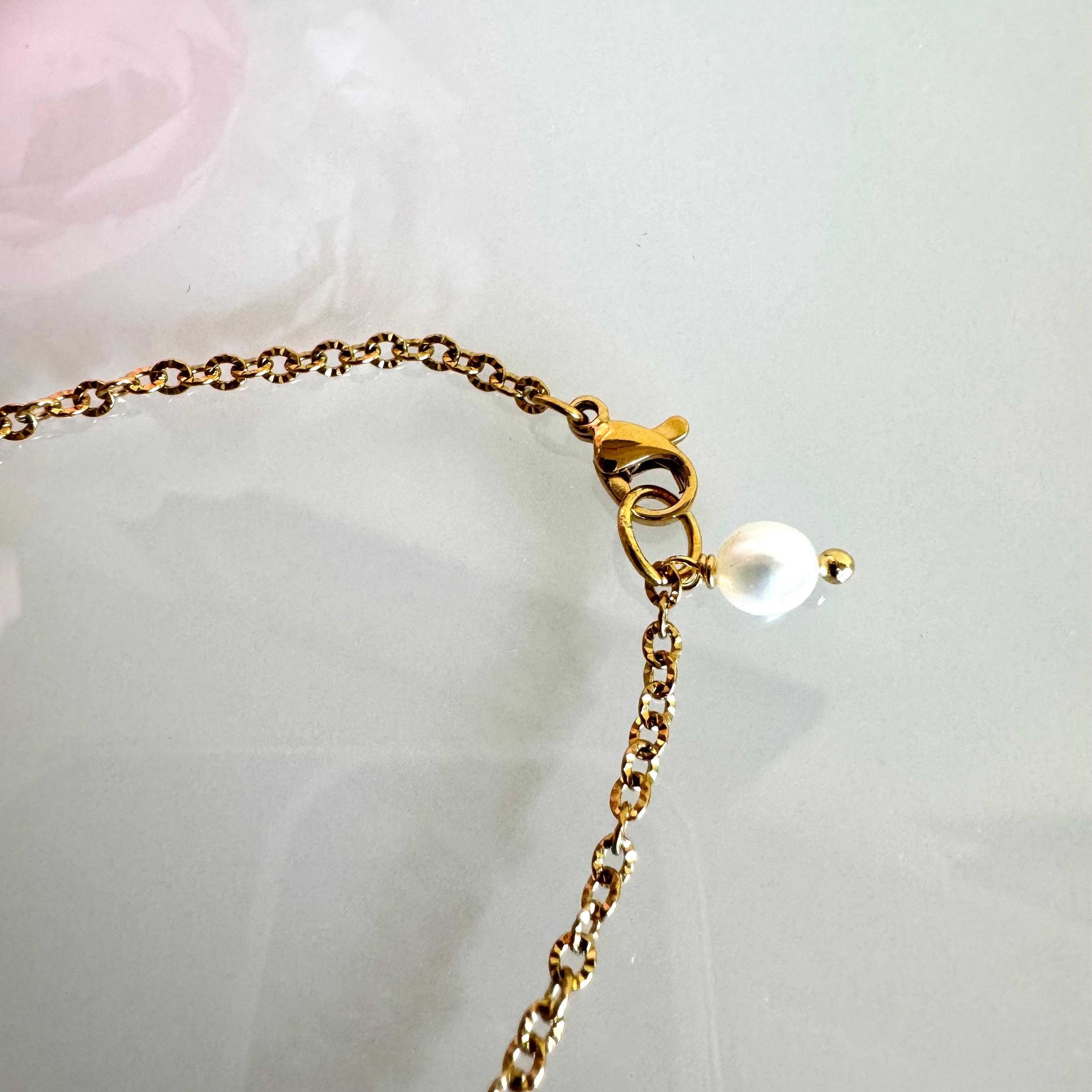 Freshwater pearl chain bracelet with stainless gold(Tarnish free & water proof)