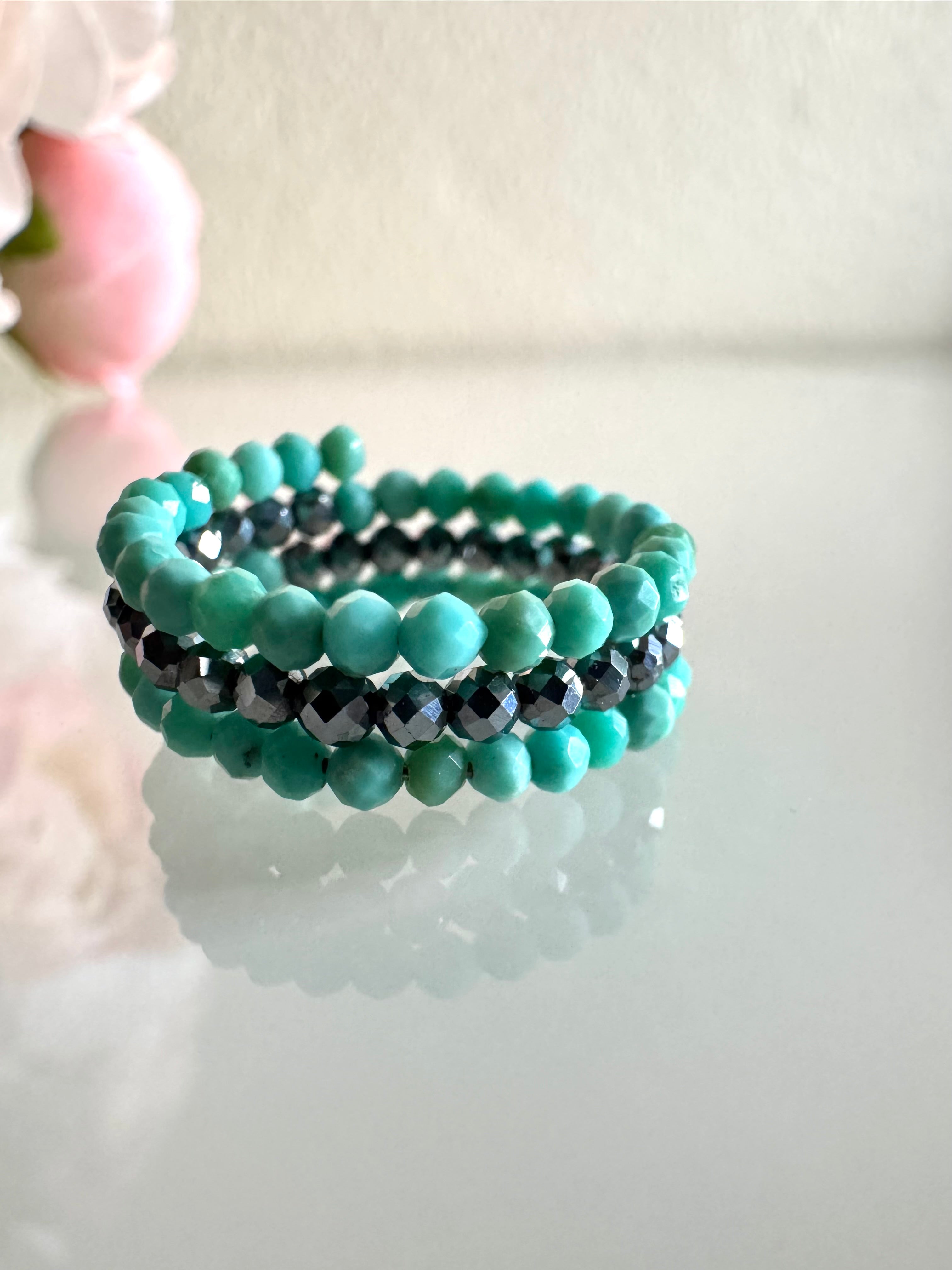 Turquoise and Terahertz stone (faceted) free size memory wire ring