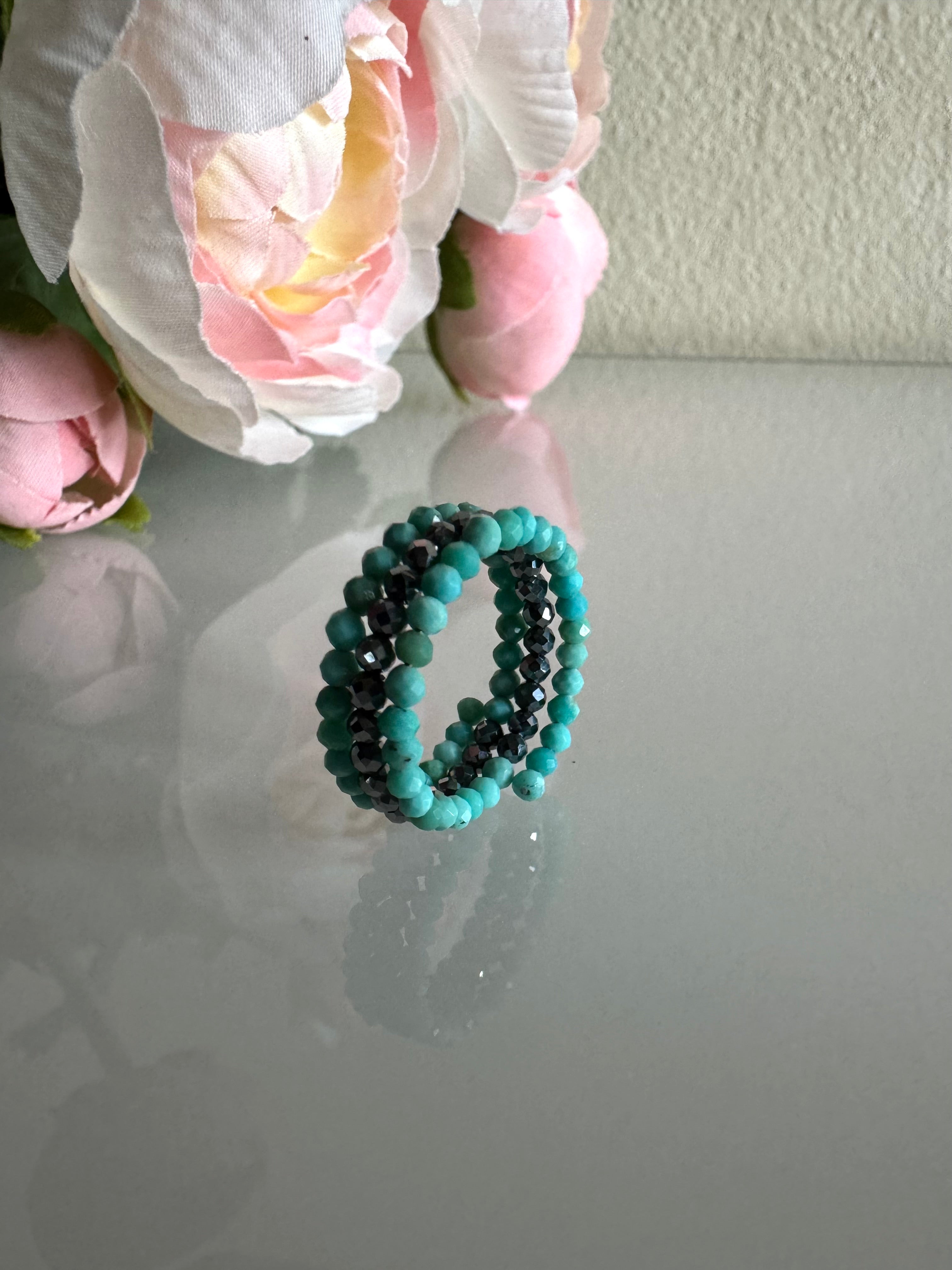 Turquoise and Terahertz stone (faceted) free size memory wire ring