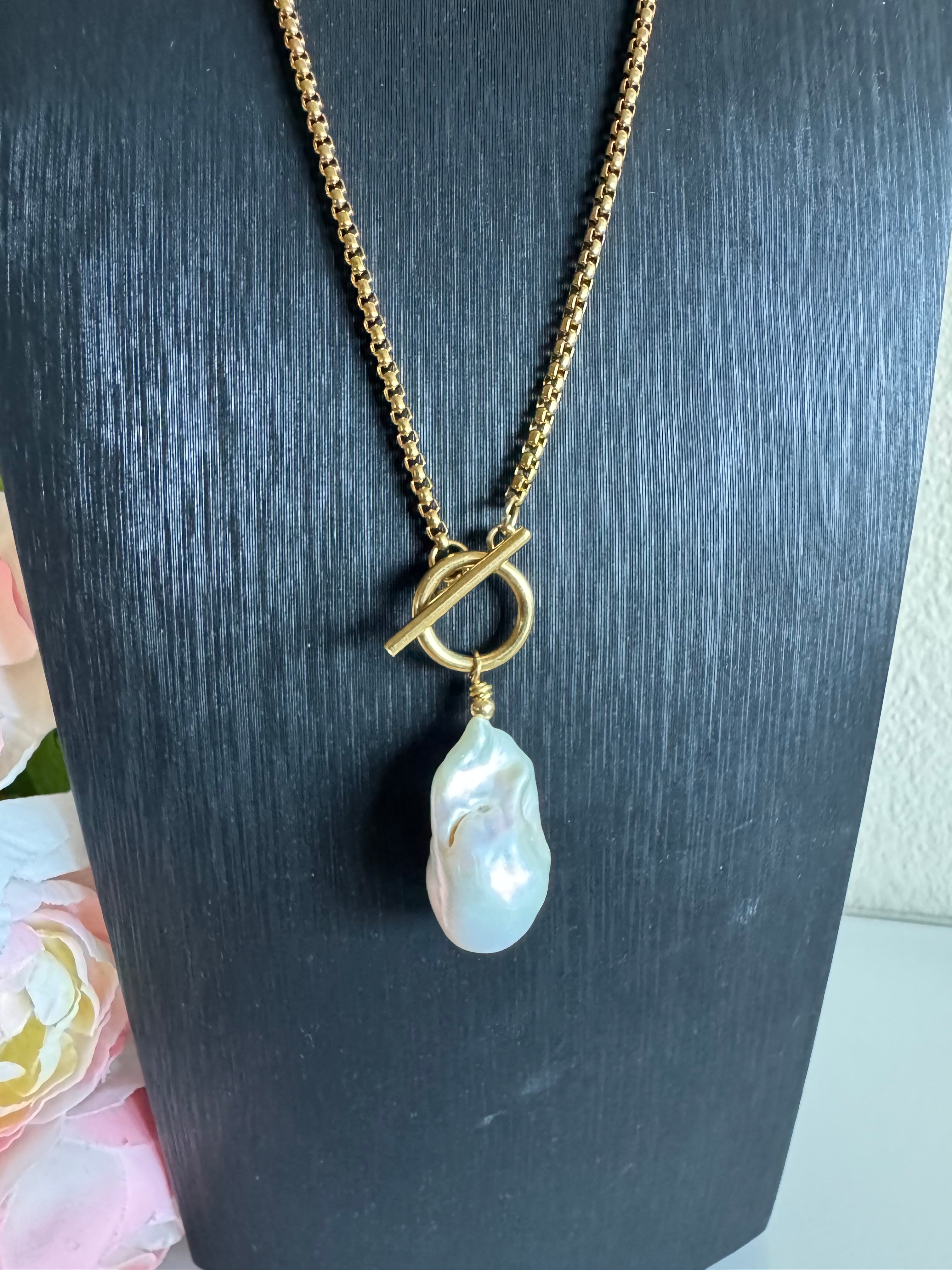 Natural freshwater baroque pearl necklace with stainless gold chain(Tarnish free & water proof)
