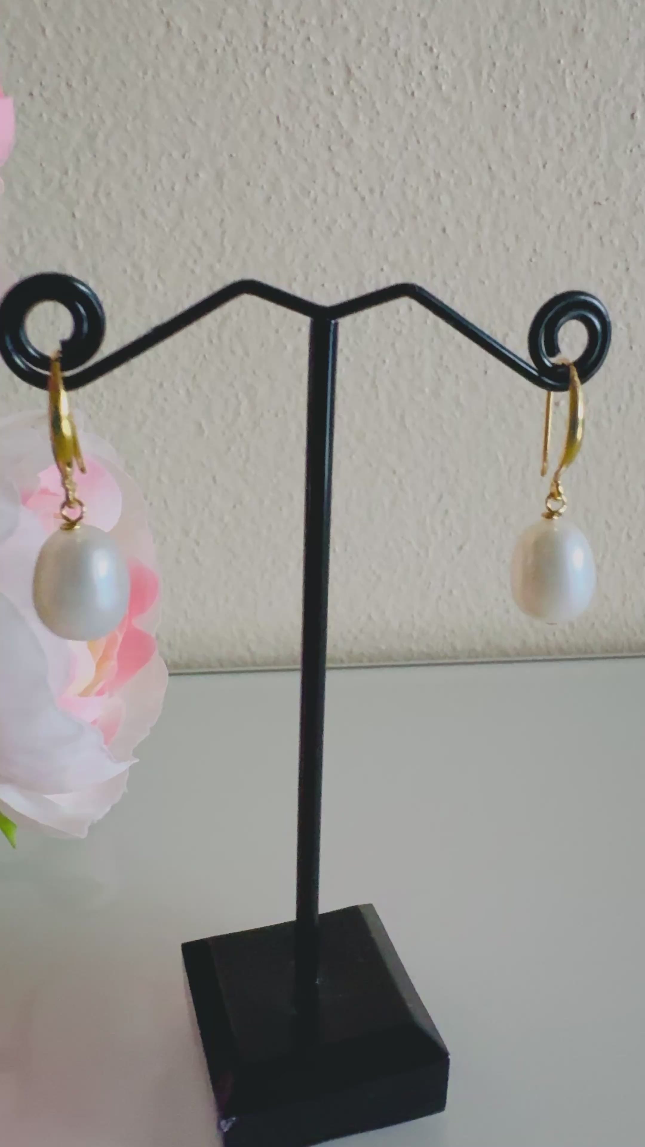 Freshwater pearl earrings with sterling silver gold plated settings