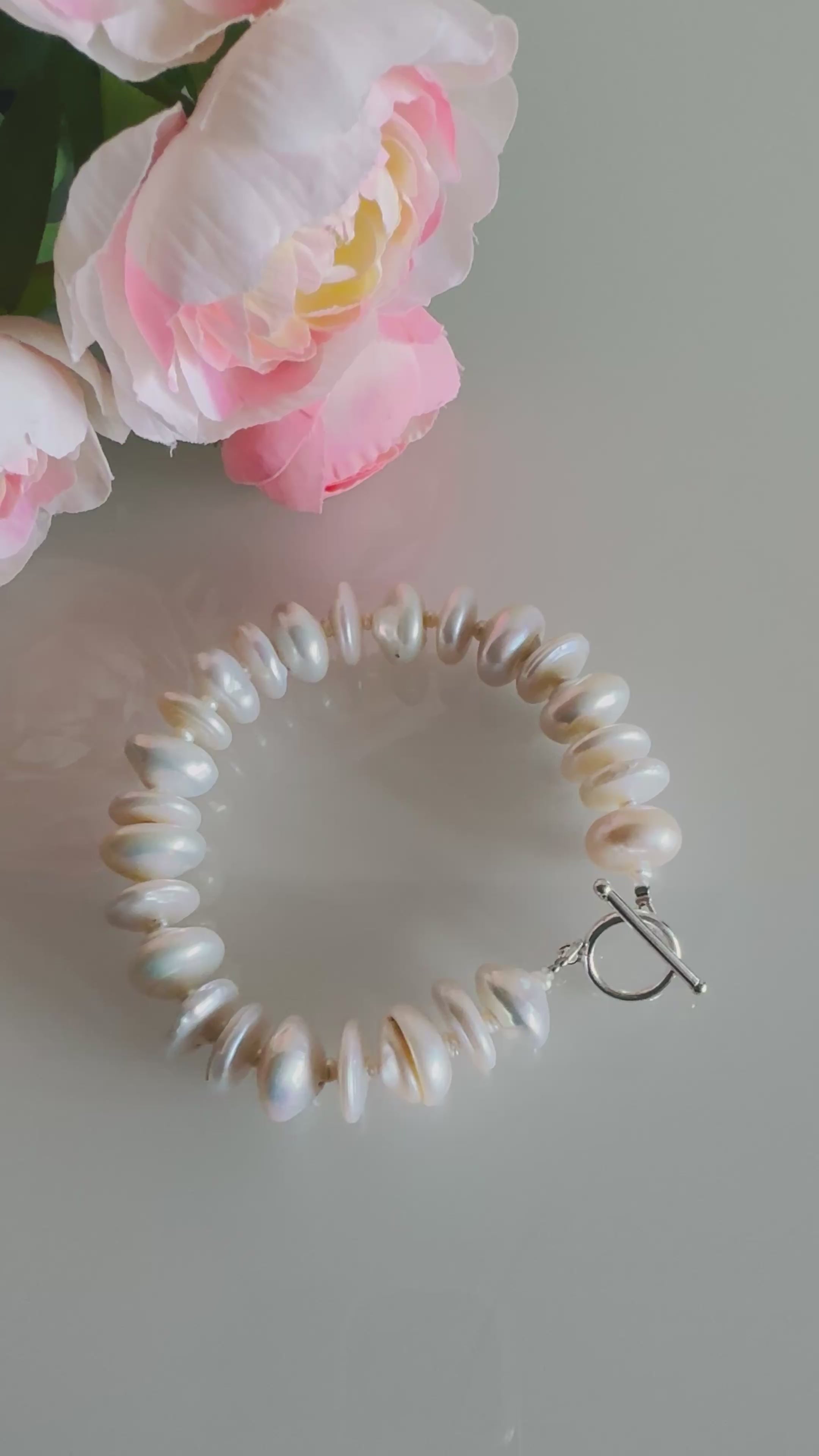Sterling silver freshwater coin shape pearl bracelet