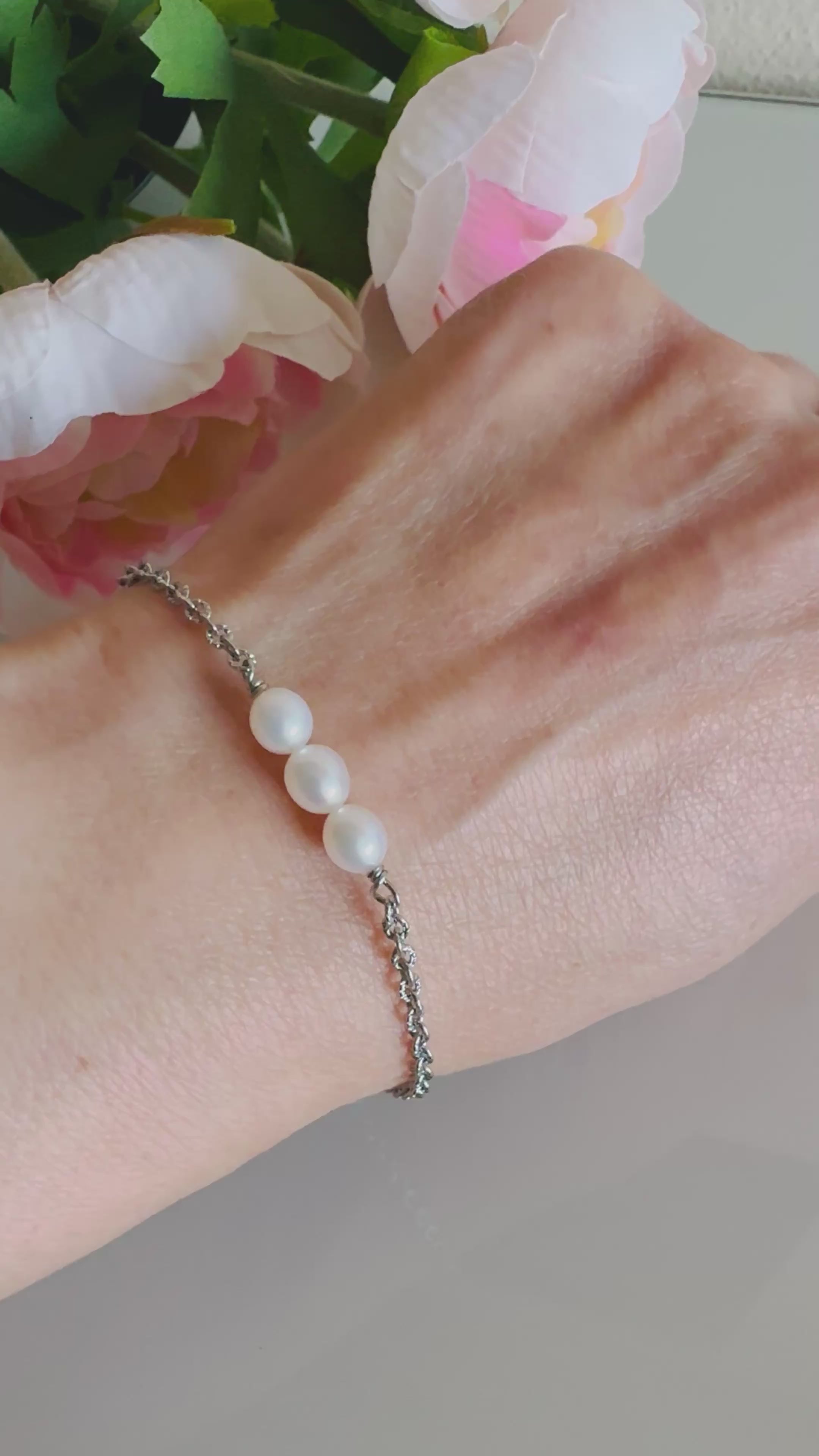 Freshwater pearl bracelet with stainless(Tarnish free & water proof)