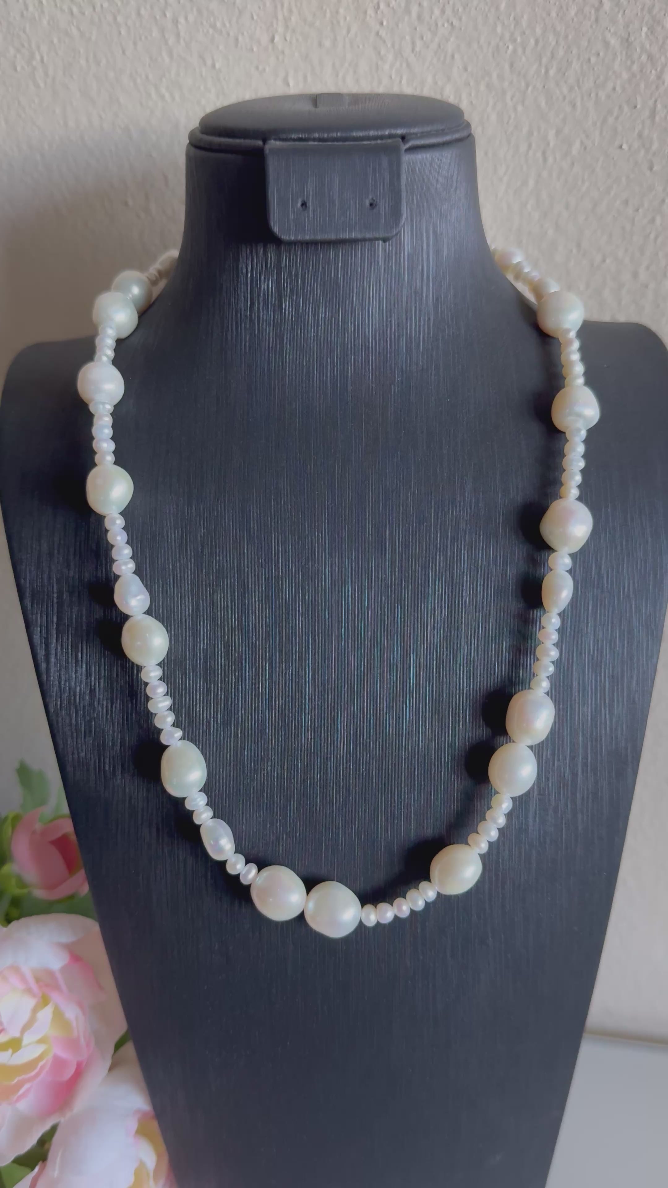 Natural freshwater pearl necklace with stainless gold clasps